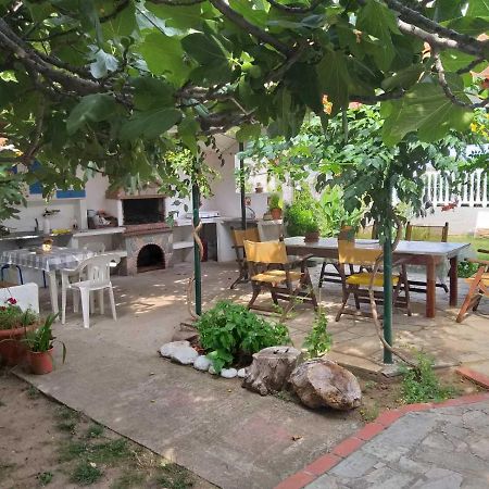 Vrasná Villa Iris מראה חיצוני תמונה